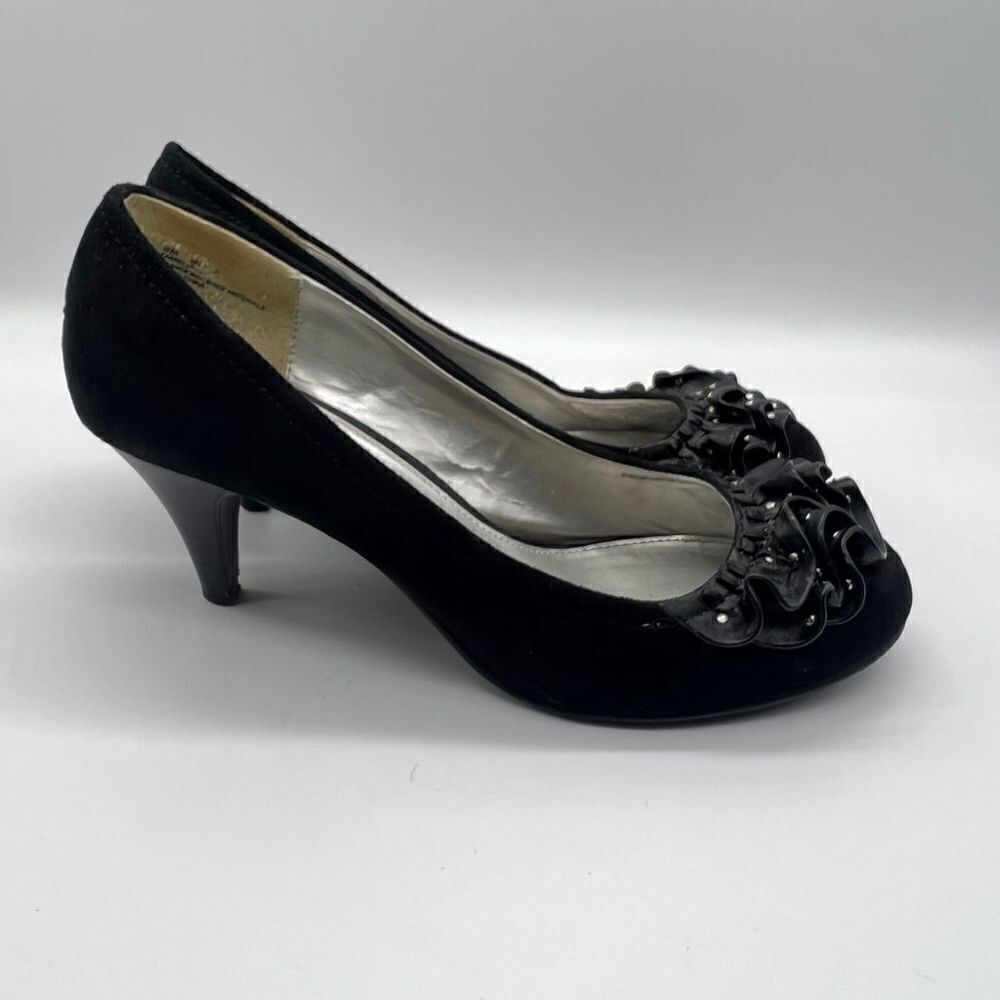 Mix It Faux Suede Heels Ruffles Embellished with Studs Size 8M
